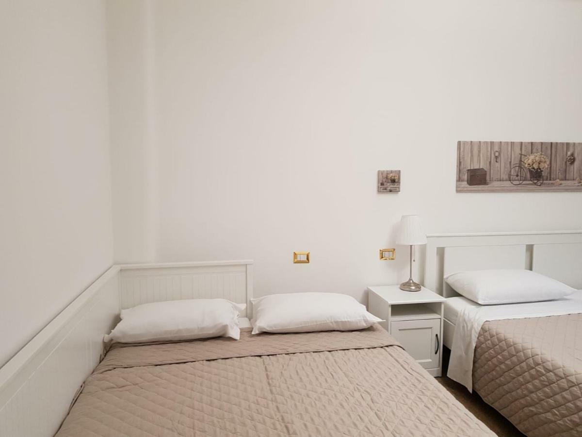 Interno Dieci Rome Exterior photo