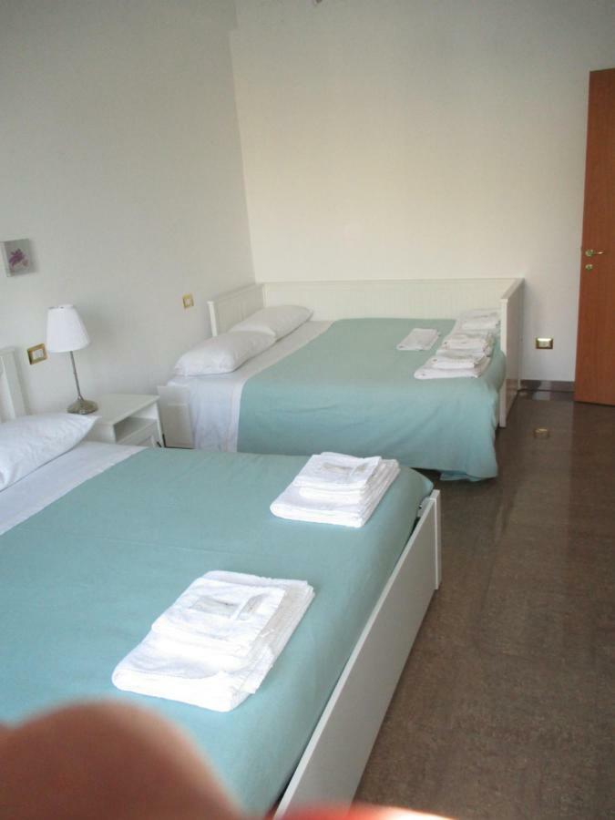 Interno Dieci Rome Exterior photo